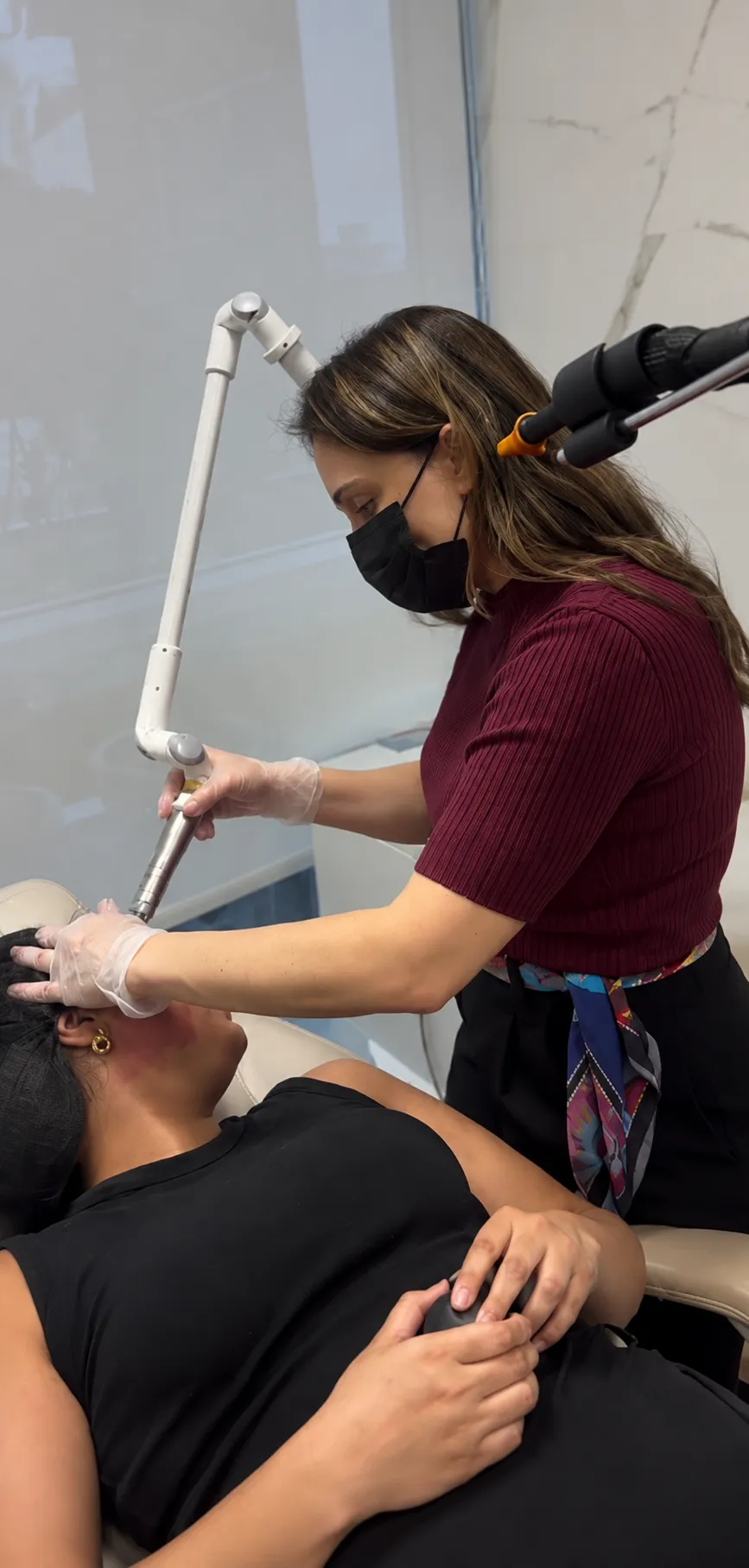 Contorno Facial & Rejuvenescimento Natural